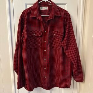 VTG. Gander Mountain Flannel Shirt Adult XL Red Check Button Up Long Sleeve USA.